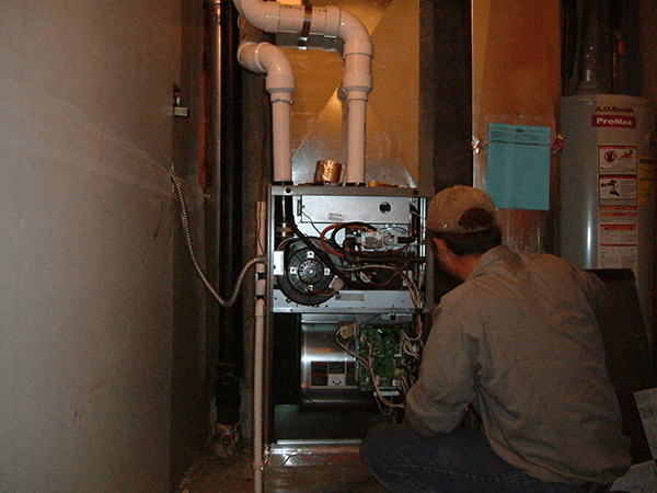 Sealed combustion heater mechanic